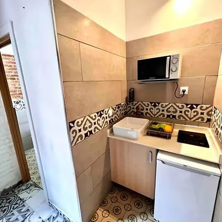P7 Estudio Nuevo! Cocina Privada! Metro Sants P7 Apartment Barcelona